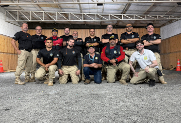 Policiais da Polícia Institucional (Ministério Público da União) recebem treinamento da PRF/MT