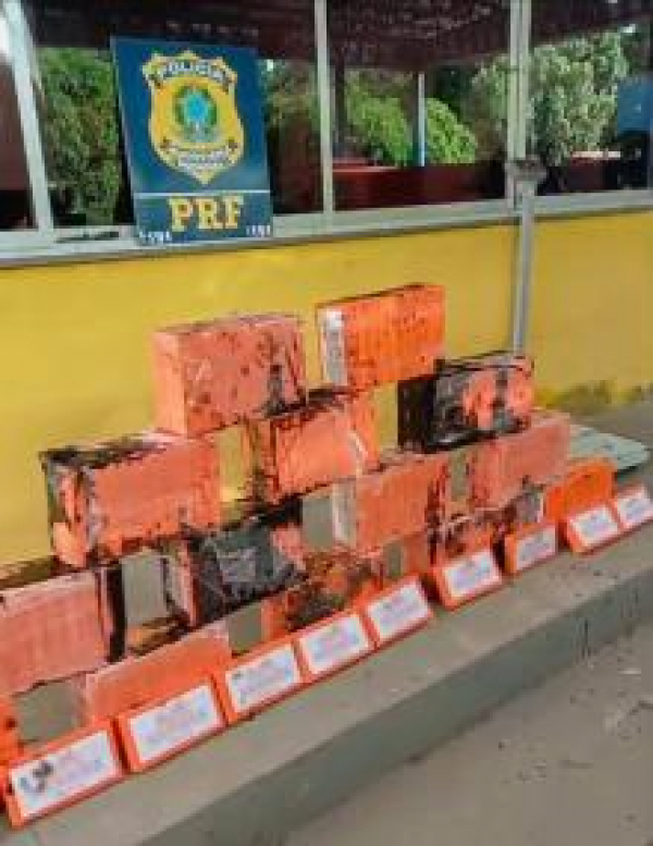 Homem &eacute; preso transportando 248 quilos de coca&iacute;na em MT
